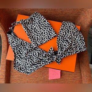 HERMES Chaine D'Ancre Naoussa Bikini Top Navy & White Like New Size 38 US 4 / 6